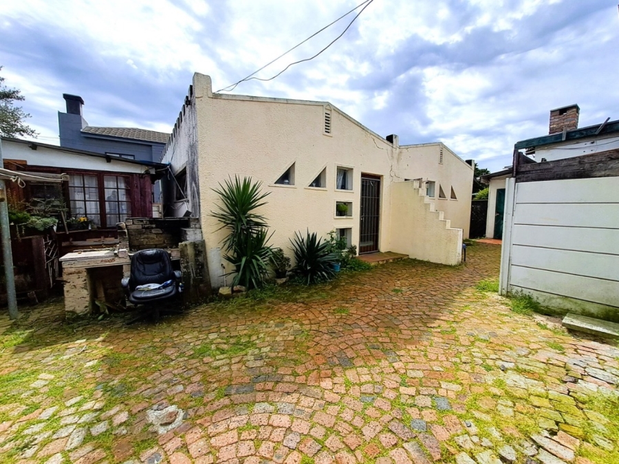 7 Bedroom Property for Sale in Protea Heights Western Cape